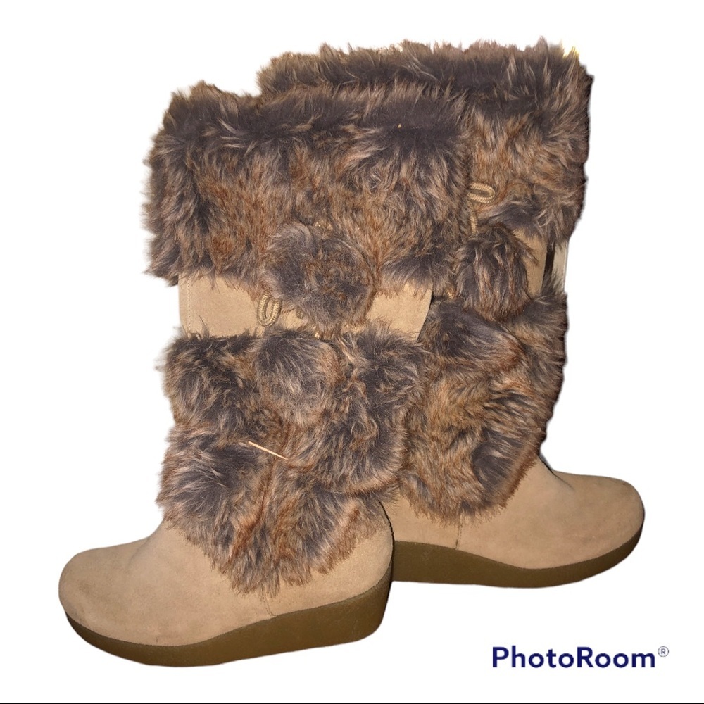 Report Tan and Brown Winter Boots